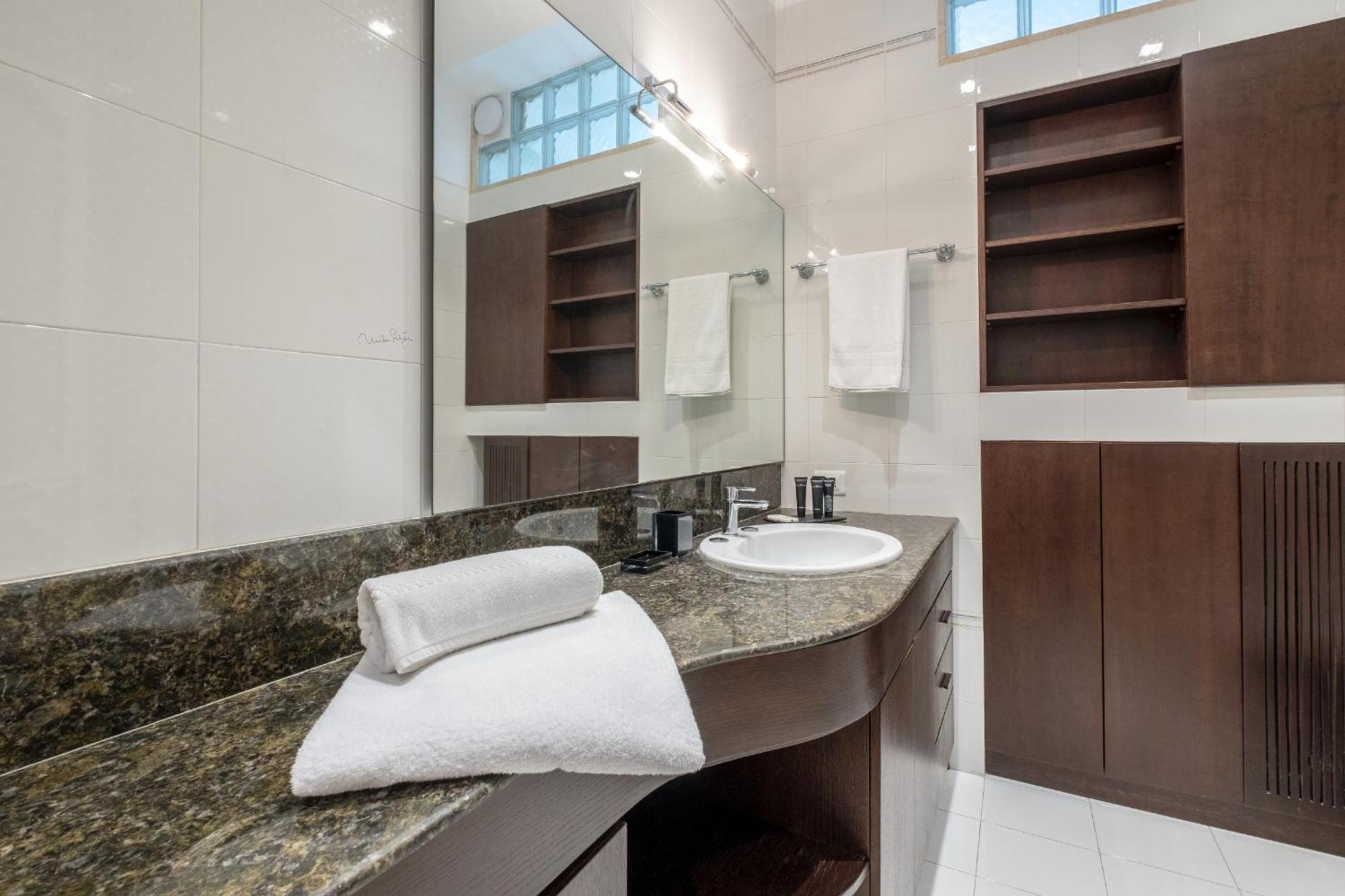 Sweet Life - Luxury Apartment-Suite-Rooms Bari Bagian luar foto